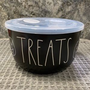 Rae Dunn TREATS Ceramic Bowl with Lid